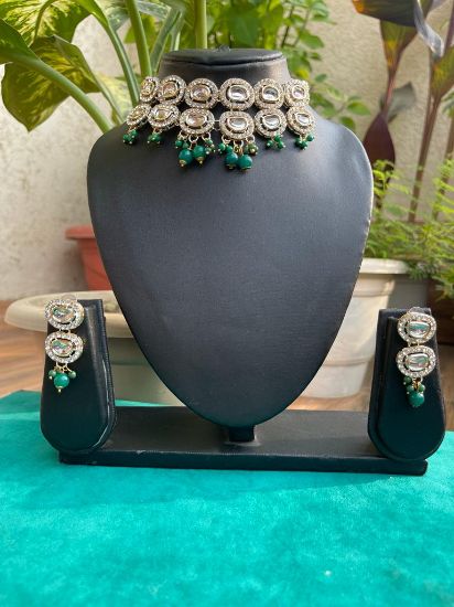Picture of Green Emblished Choker 